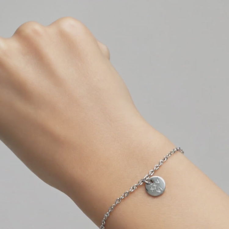 Bracelet with wedding date